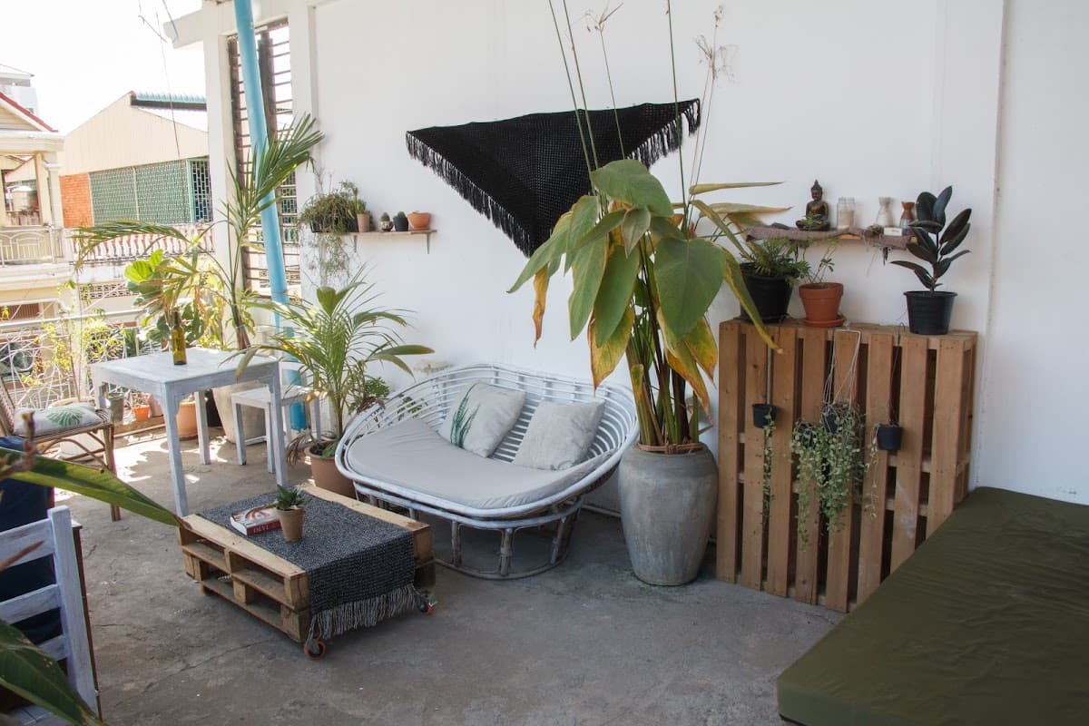 Sacred Lotus - Vegan - Café x Hostel | Phnom Penh